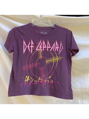 Def Leppard By Goodie Two Sleeves Purple Cropped Top, Size XS
